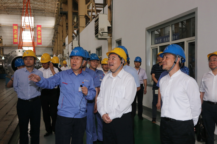 郝鹏旅行考察博天堂918集团所属企业电机公司